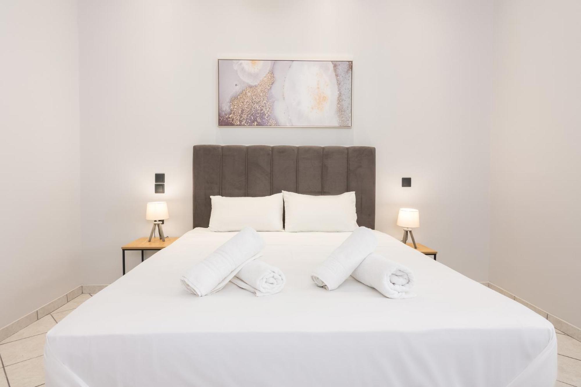 Amazing 2 Bedroom House דירה
